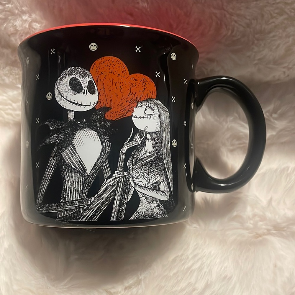 NEW-Disney‎ Tin Burtons The Night Before Christmas Coffee Mug